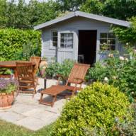 Niezbędne akcesoria ogrodowe, które dodadzą odrobinę stylu Twojej przestrzeni życiowej na zewnątrz